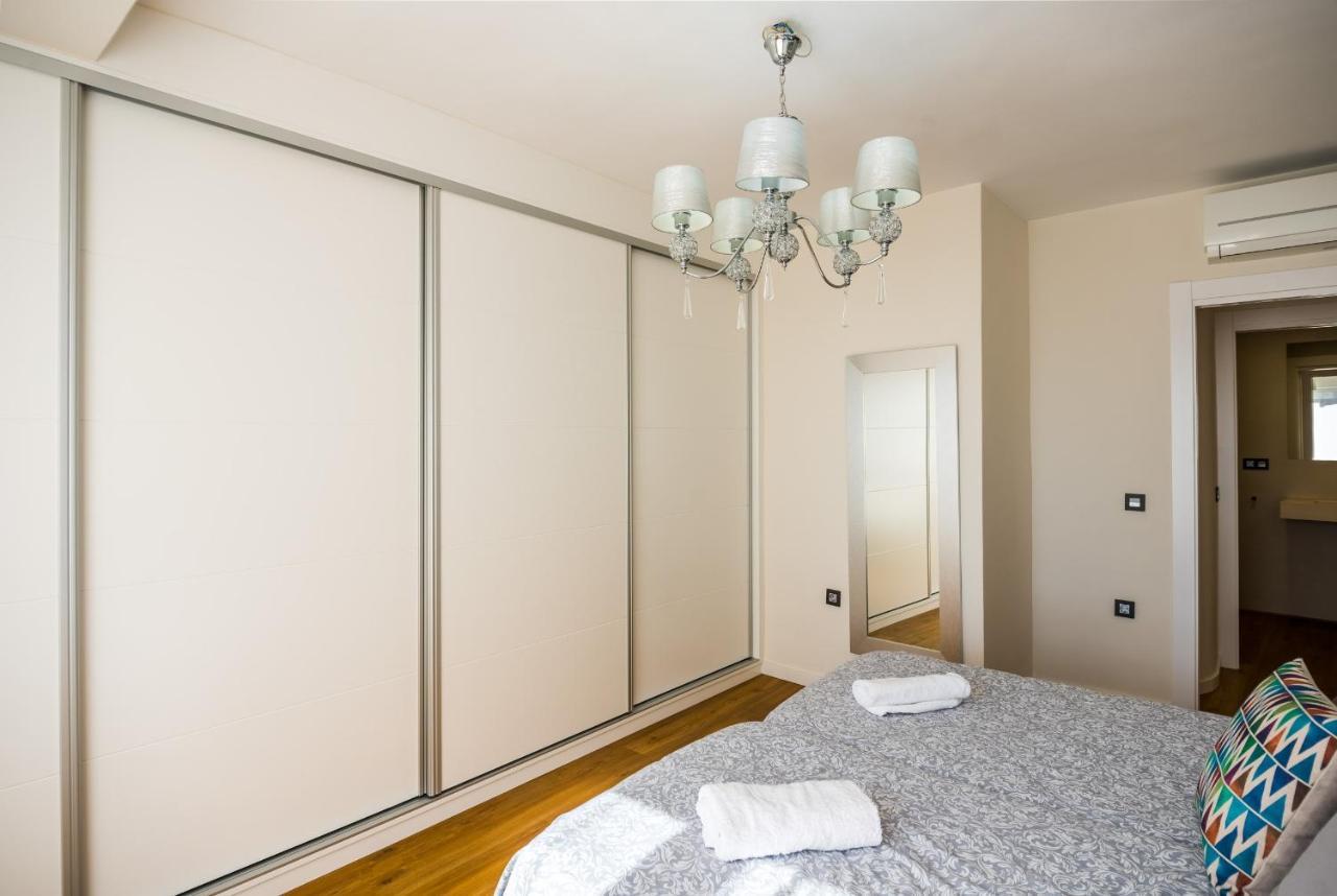 Expoholidays-Rueda Lopez Apartamento De Lujo Almeria Luaran gambar
